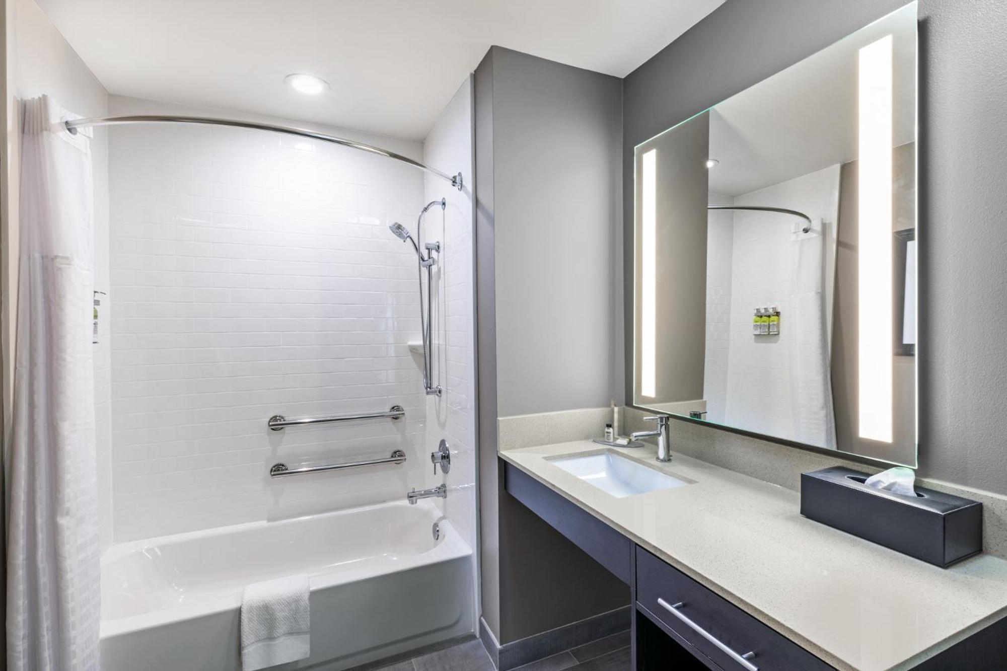 Staybridge Suites - Houston Iah Airport East By Ihg Humble Extérieur photo